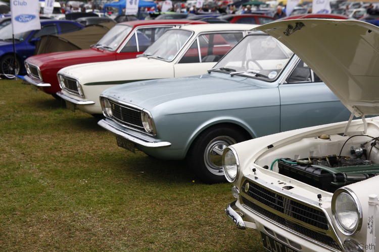 Uxbridge AutoShowers Retro Rides